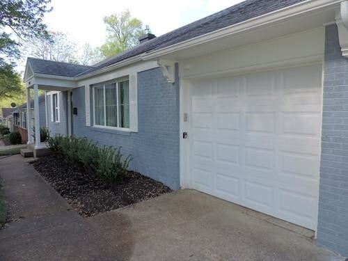 Building Photo - 4 bedroom in Prairie Viilage KS 66208