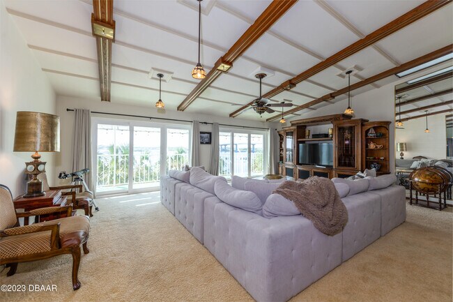 Foto del edificio - 3602 S Peninsula Dr