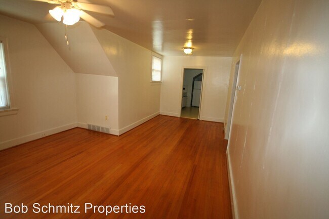 Foto del edificio - 1408 W Chapel Hill St