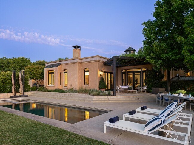 Foto del edificio - 5100 Big Ranch Rd