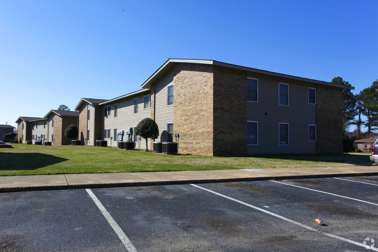 Foto del edificio - Saddlewood Apartments