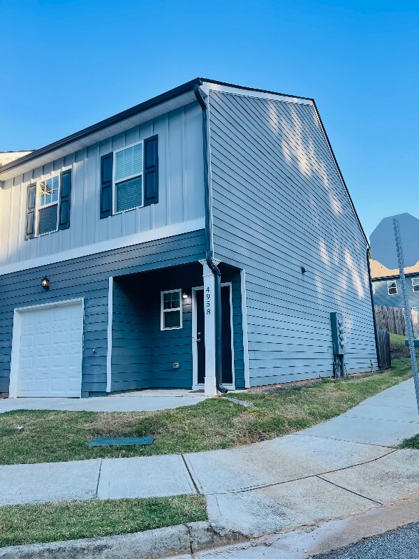 Foto del edificio - 4958 Elm Brook Dr