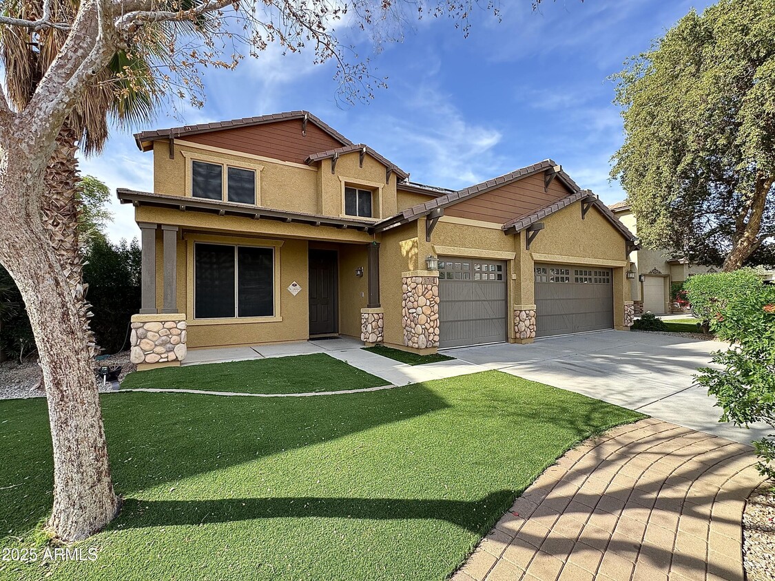 Primary Photo - 3616 N 308th Ln