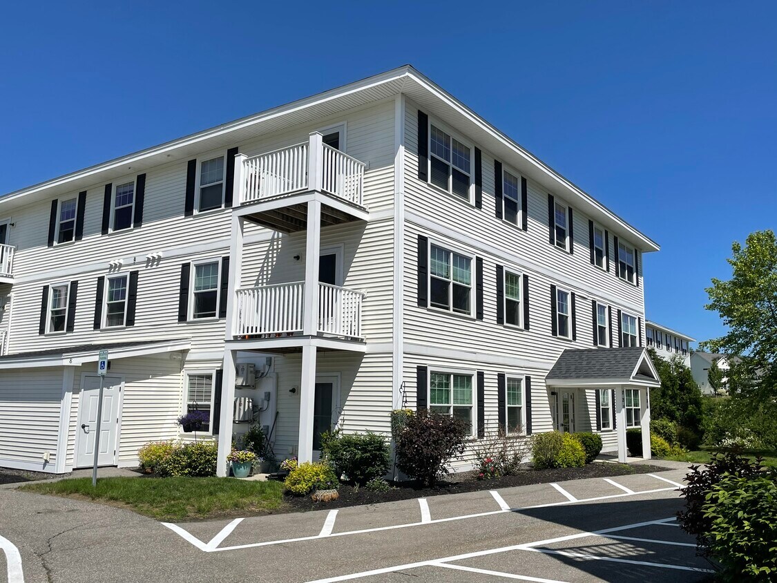 Waterside Apartments Apartments in Westbrook, ME