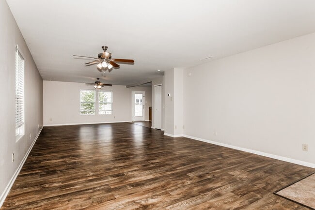 Building Photo - 10926 Spirit Dr