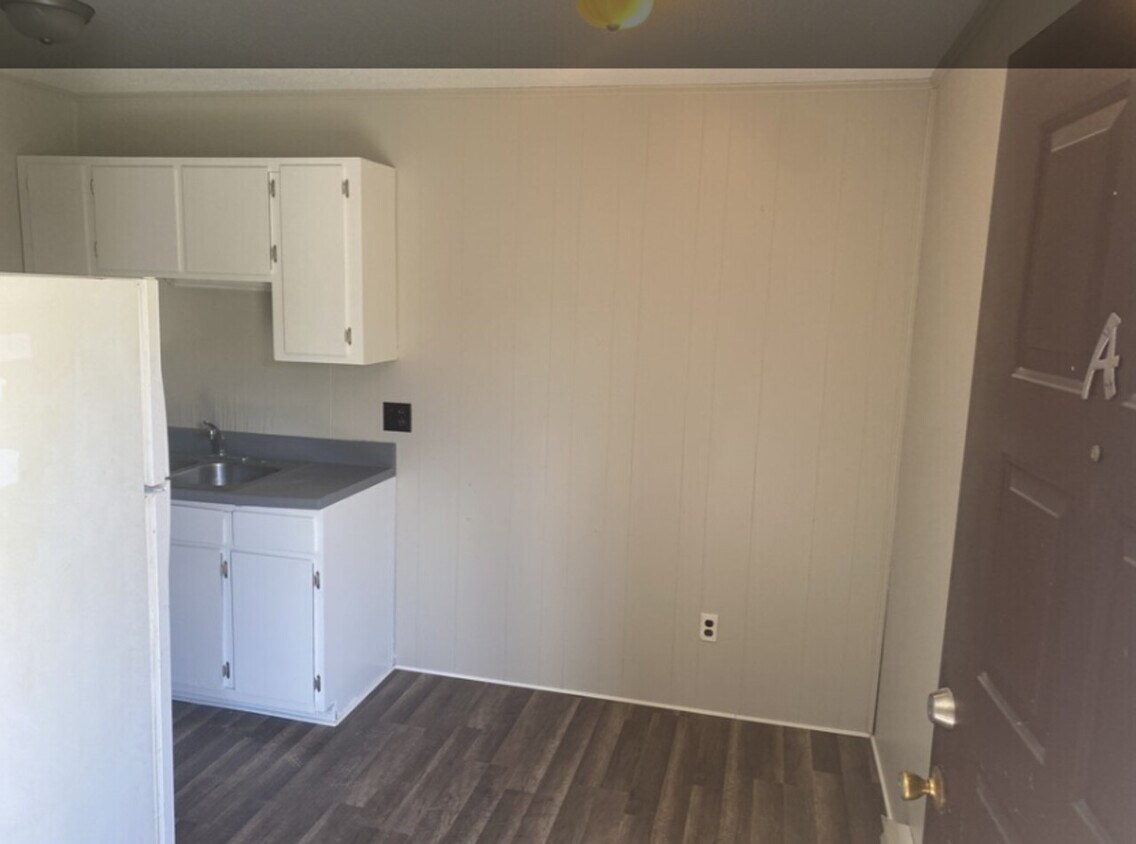 Foto del edificio - 3991 Bradford Ct