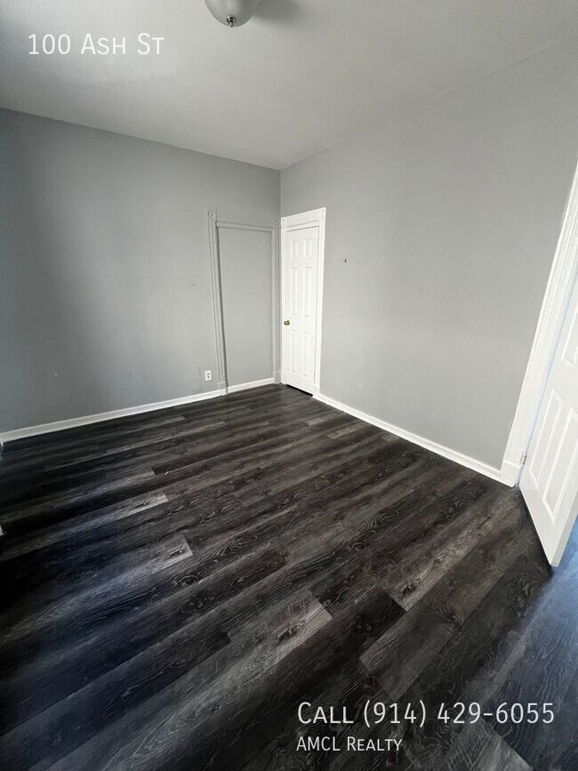 Building Photo - 100 Ash St