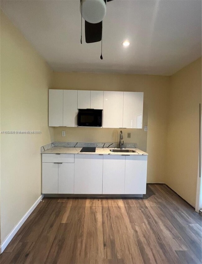 Foto del edificio - 18401 NE 21st Ave