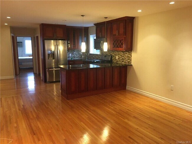 Foto del edificio - 931 Calhoun Ave