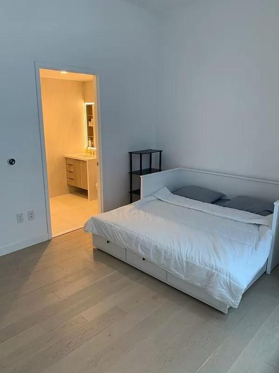 Building Photo - 2 bedroom in Queens NY 11101