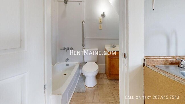 Foto del edificio - 76 Court St