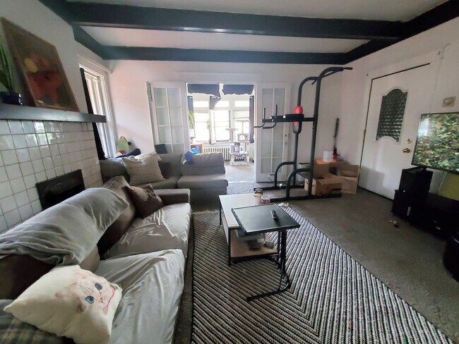 Foto del edificio - 222 Morewood Ave