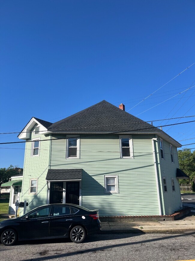 Foto del edificio - 503 N Delaware St