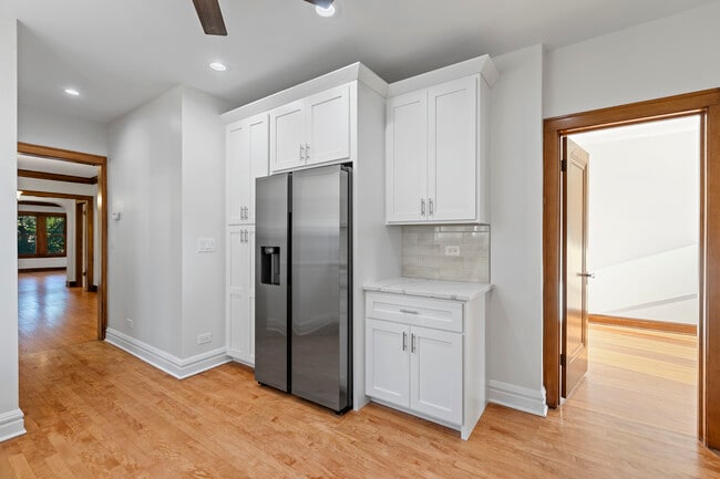 Foto del edificio - 5851 N Virginia Ave