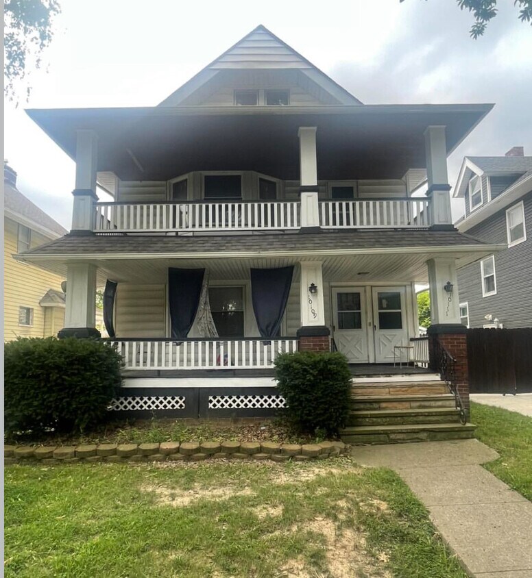 Foto principal - 10109 Fidelity Ave