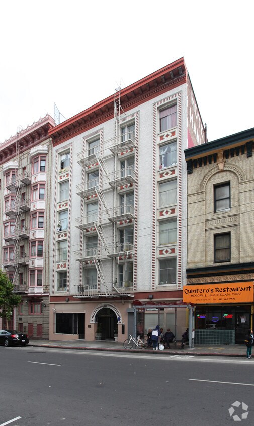Primary Photo - Hamlin Hotel