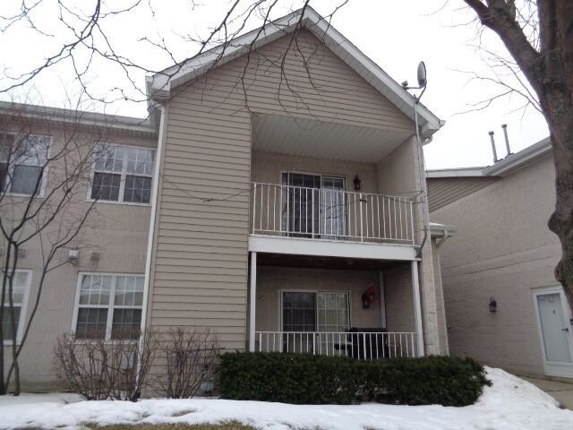 Outside view, 2nd Floor Balcony - 798 N Gary Ave