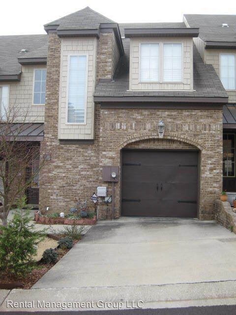 Primary Photo - 2 br, 2.5 bath House - 667 Flag Circle