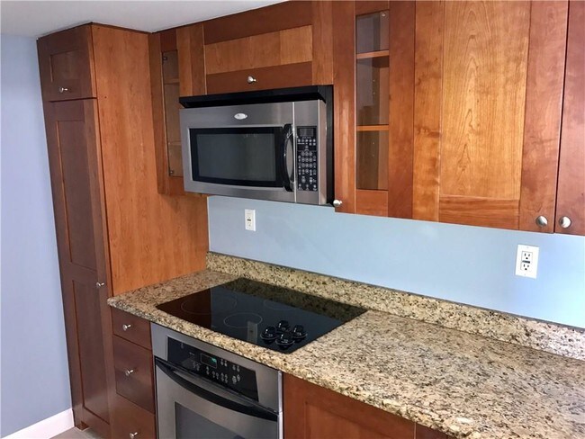 Foto del edificio - 815 NW Flagler Ave