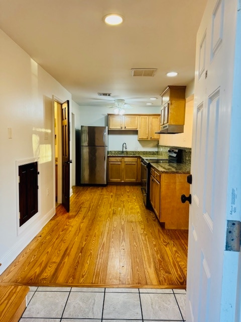Cocina - Armario para lavadora/secadora - 590 Royal Oak Dr