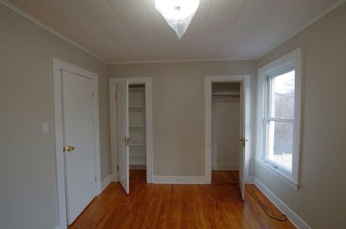 Primary Photo - 64-16 Cooper Ave