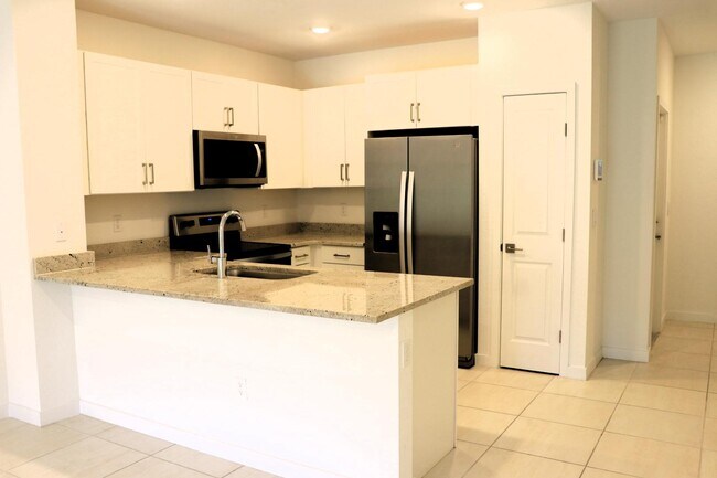 Foto del edificio - 144 SE 5th Ct