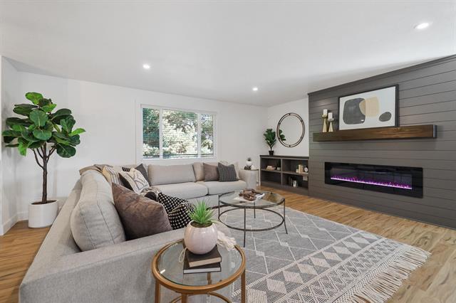 Building Photo - 2446 E 49th Ave