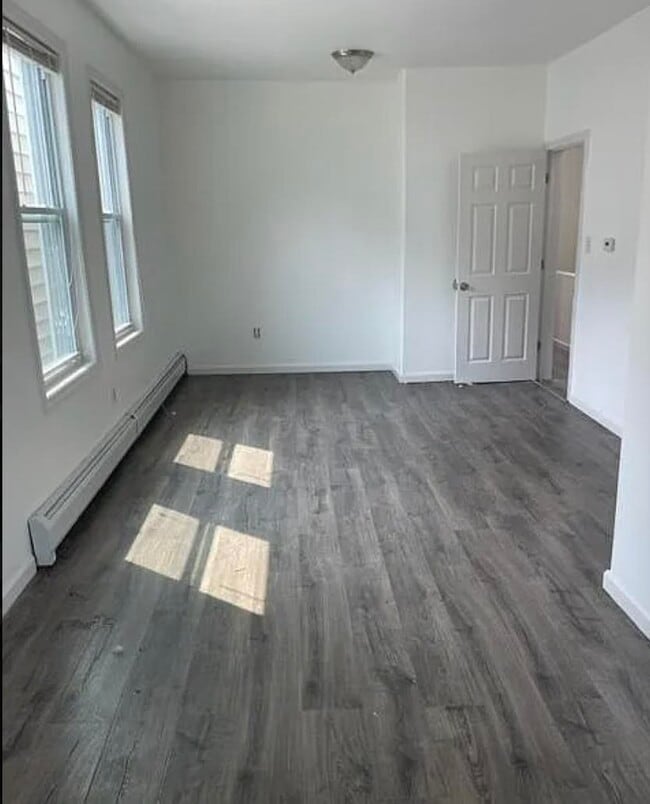 Foto del edificio - 220 Nunda Ave