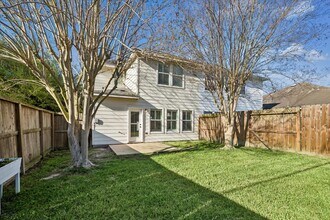 Building Photo - 1161 Eden Park Ln