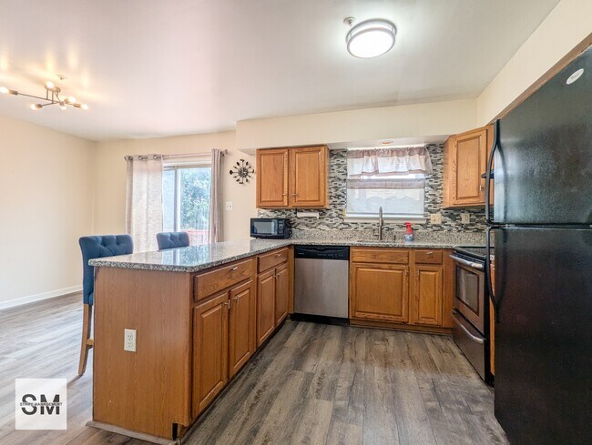 Building Photo - 1602 Willowwood Ct