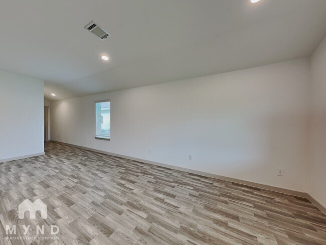 Building Photo - 7815 Cattleman Vly Dr