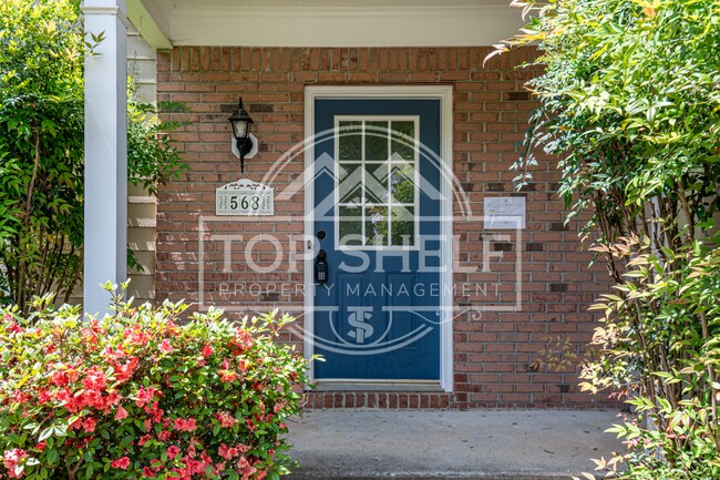 Foto del edificio - 568 Lullingstone Dr SE