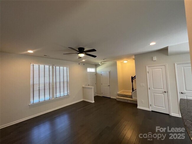 Foto del edificio - 4159 Millennium Ave