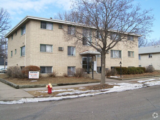 Foto del edificio - 1757 Thomas Ave