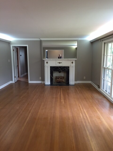 Primary Photo - 2421 S Boston Ave