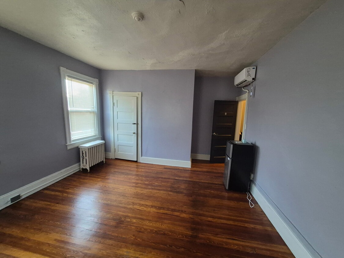 Photo - 5118 Gwynn Oak Ave (Baltimore, MD)