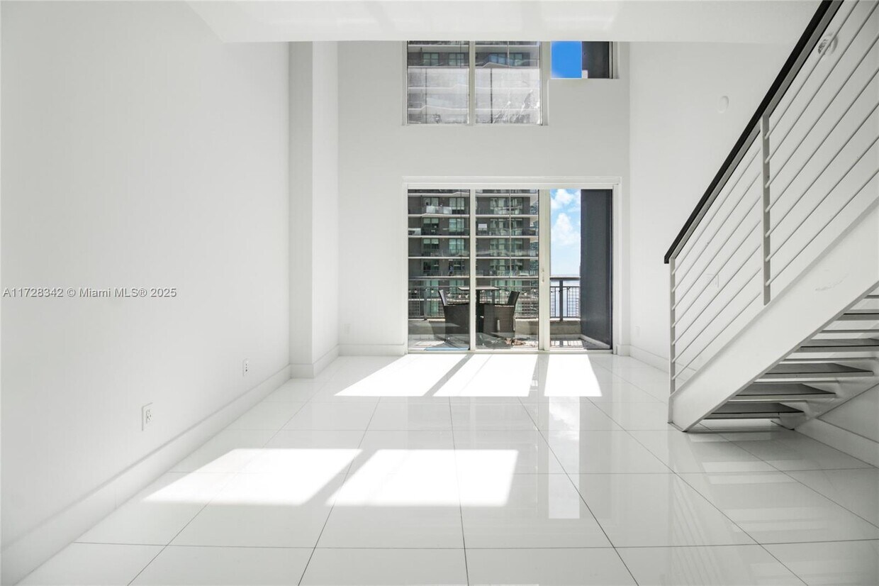 Foto principal - 60 SW 13th St