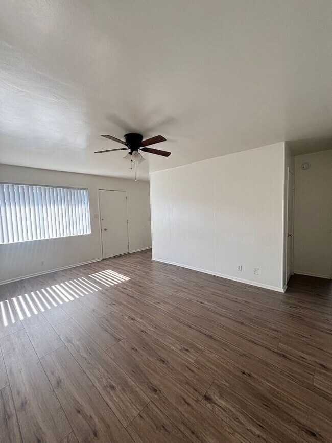 Foto del edificio - C130