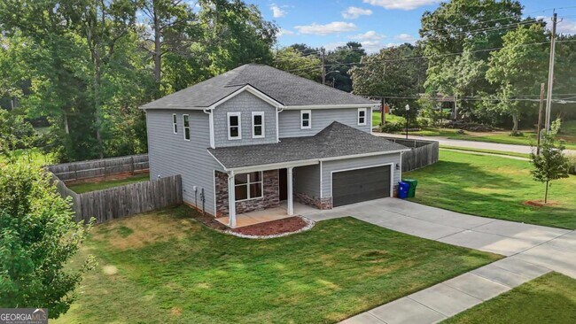 Building Photo - 2054 Maplewood Way