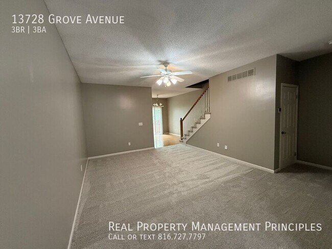 Foto del edificio - 13728 Grove Ave