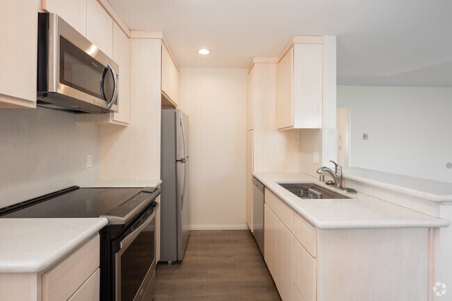 2 habitaciones, 2 baños - 750 pies cuadrados - Cocina - 539 Saint Louis Ave