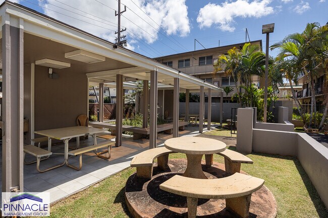 Foto del edificio - 1820 Waiola St