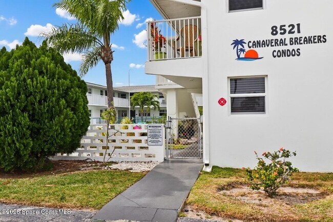 Foto del edificio - 8521 Canaveral Blvd