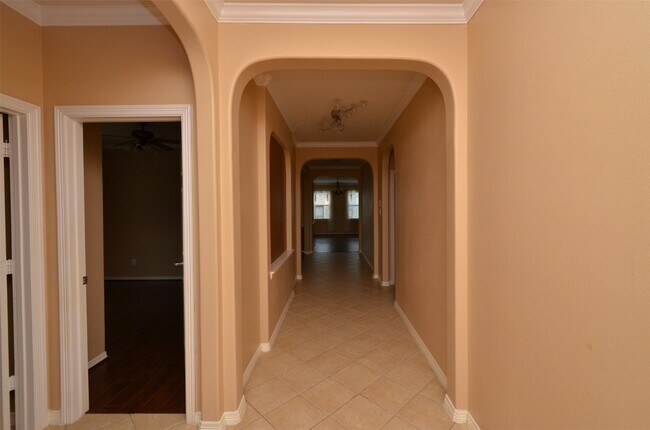 Building Photo - 4019 Jade Cove Ln