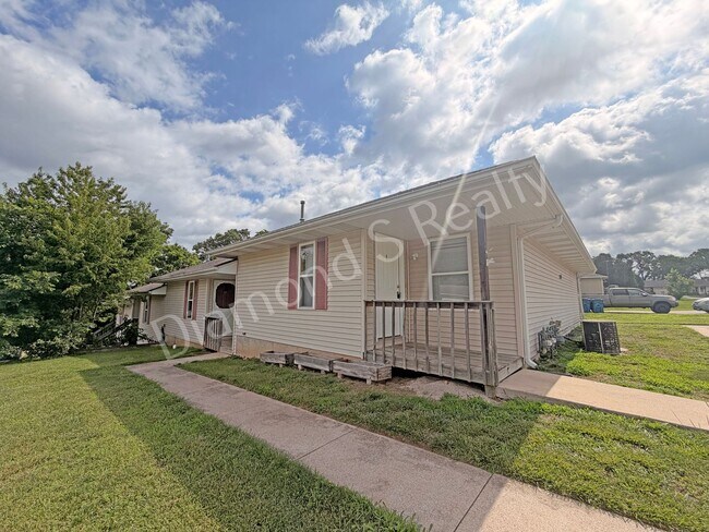 Foto del edificio - 1499 W Rainey St
