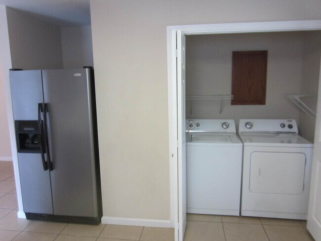 Foto del edificio - 3 Bedroom / 3 Bath House