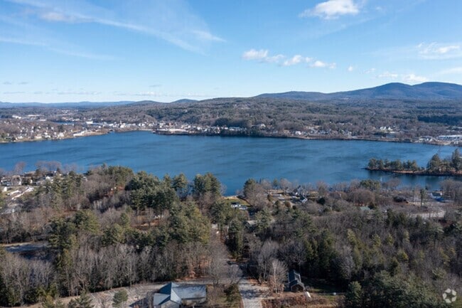 Interior Photo - Lakeshore Estates - Newly Remodeled studios, 1, 2 and 3 br Apartment Homes