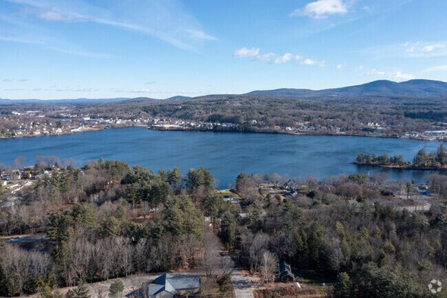 Foto del interior - Lakeshore Estates