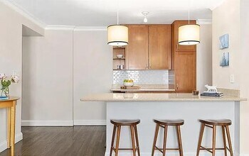 Building Photo - 2 Charlton St