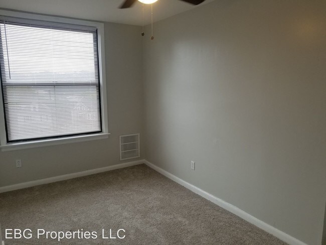 Building Photo - 701 Taylor Ave